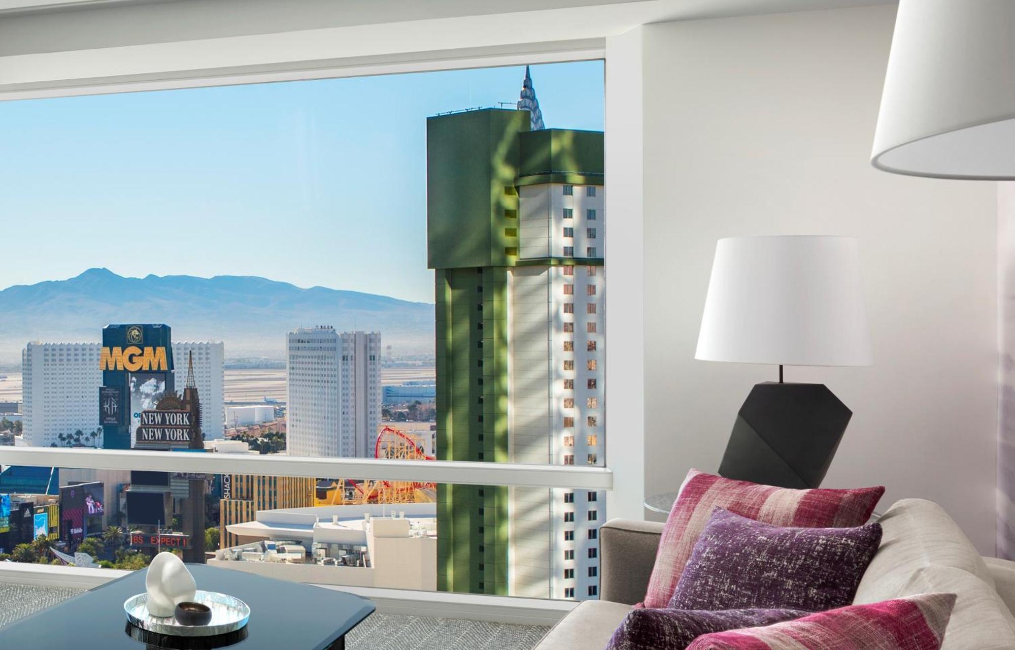 Corner Suite Strip View